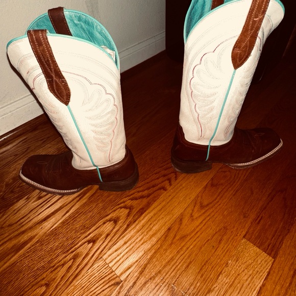 Ariat Turquoise Leather Boots - Picture 5 of 5